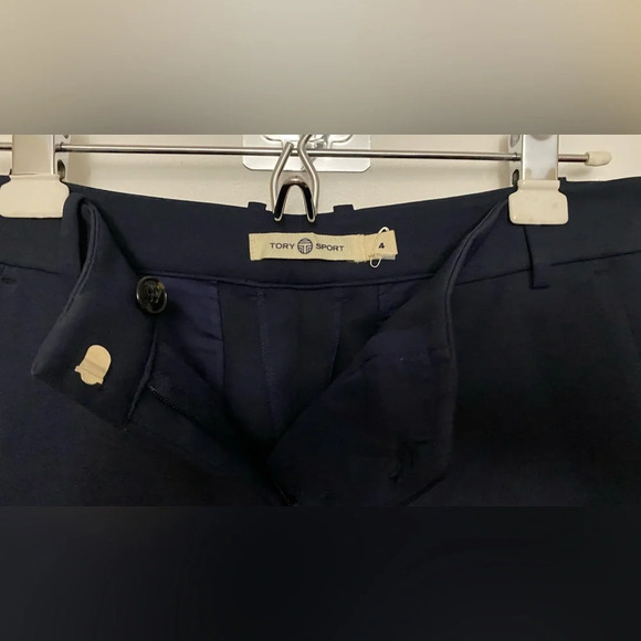 NWOT Tory Burch Sport Tech Twill Golf Shorts Navy Size 4 - Picture 7 of 10